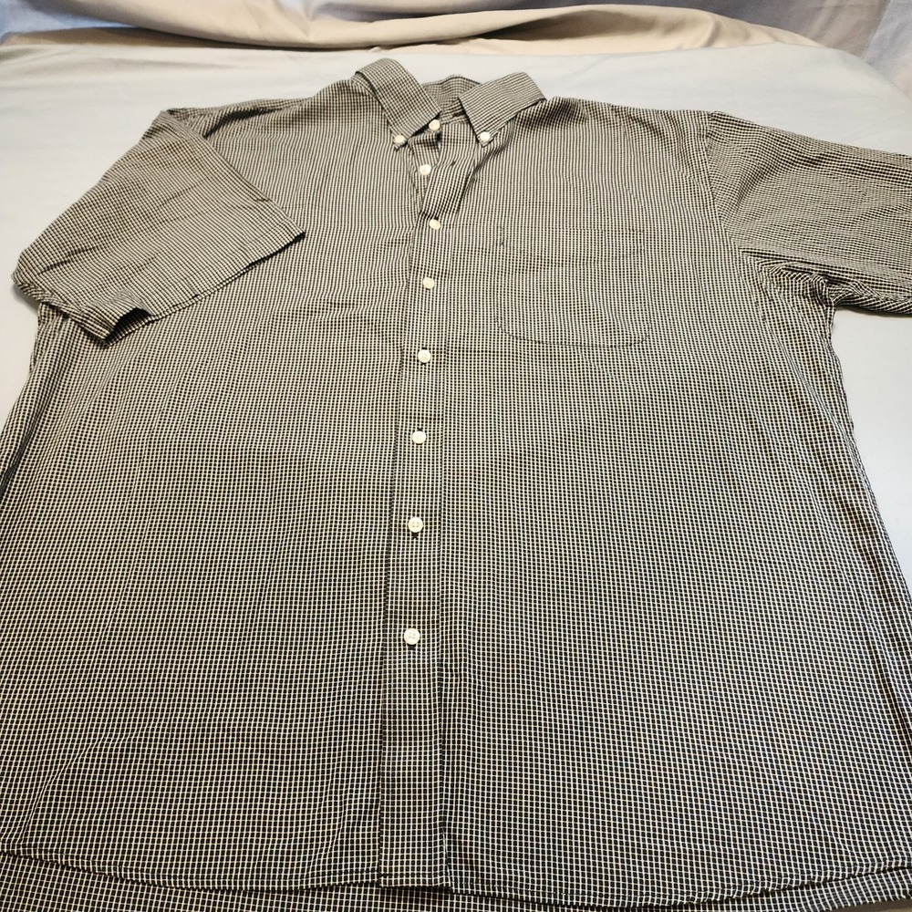 Lot Of 2 Jos A Bank Size XL Short Sleeve Shirts Warm Weather Preppy Style